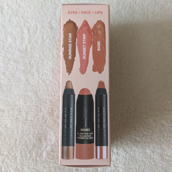 Free with purchase Nudestix Sunset Nudes Mini Kit - Picture 2 of 4
